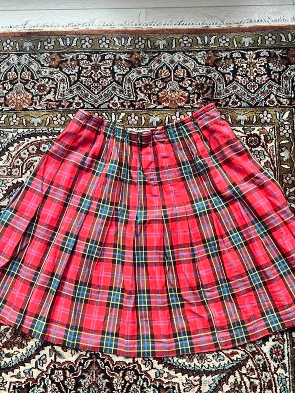 Max Studio Vintage 1980s Red Plaid Pleated Skirt Size M